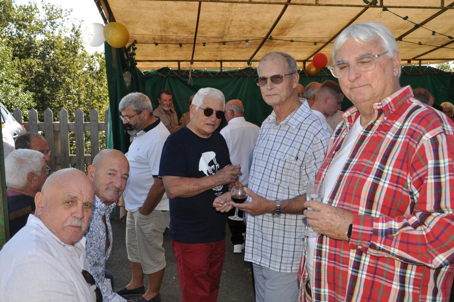 Dimanche 12 octobre : Marie-Rose fête son anniversaire et celui de ses 50 ans de mariage avec notre ami Poulou., photo 4